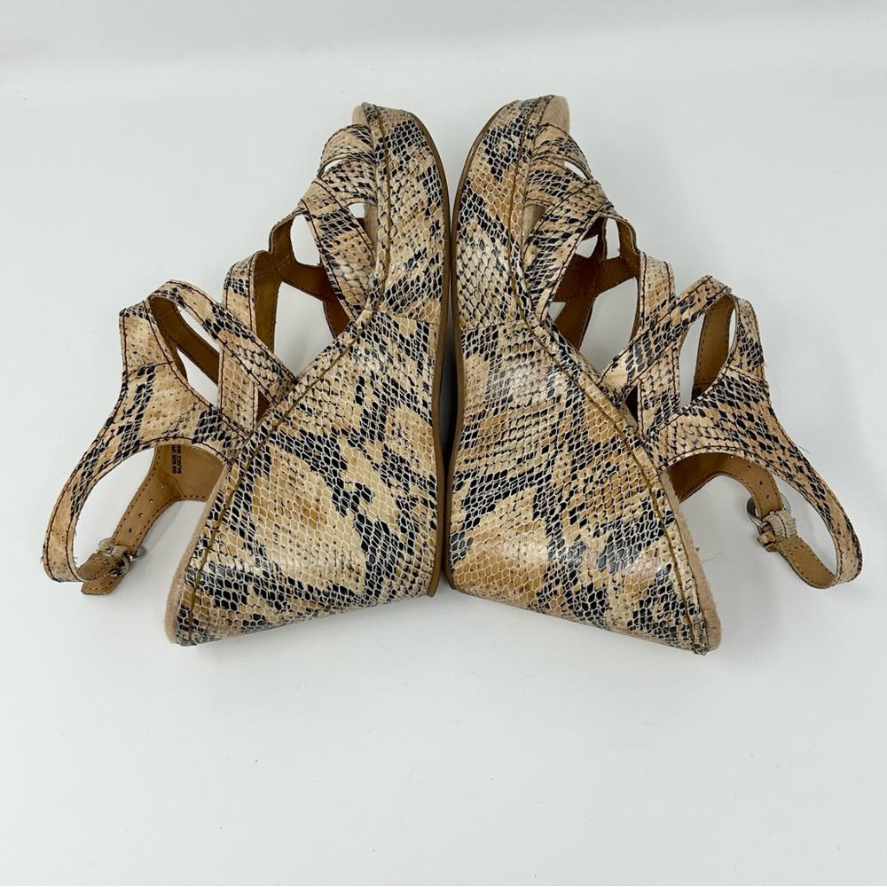 B.O.C. Wedge Platform Sandals Women's Size 8 Animal Snake Print - Picture 3 of 12